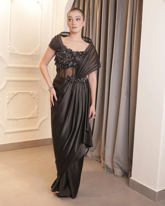 Black Wire Outfit