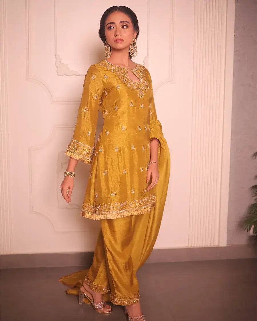 Olive mustard outfit